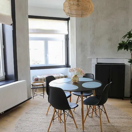 Kamiel -belle Epoque With Modern Comfort Appartement *