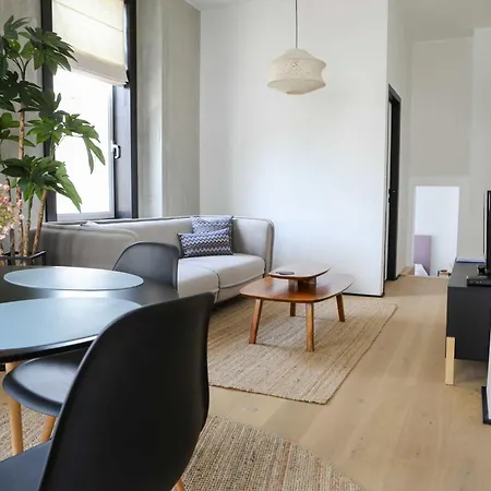 Kamiel -belle Epoque With Modern Comfort Appartement