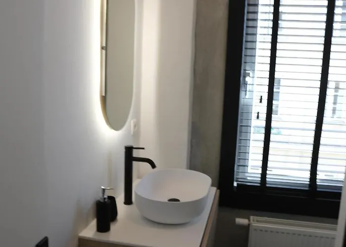 Kamiel -belle Epoque With Modern Comfort Apartment