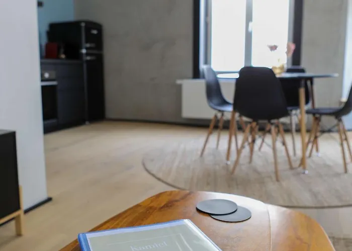 Kamiel -belle Epoque With Modern Comfort *